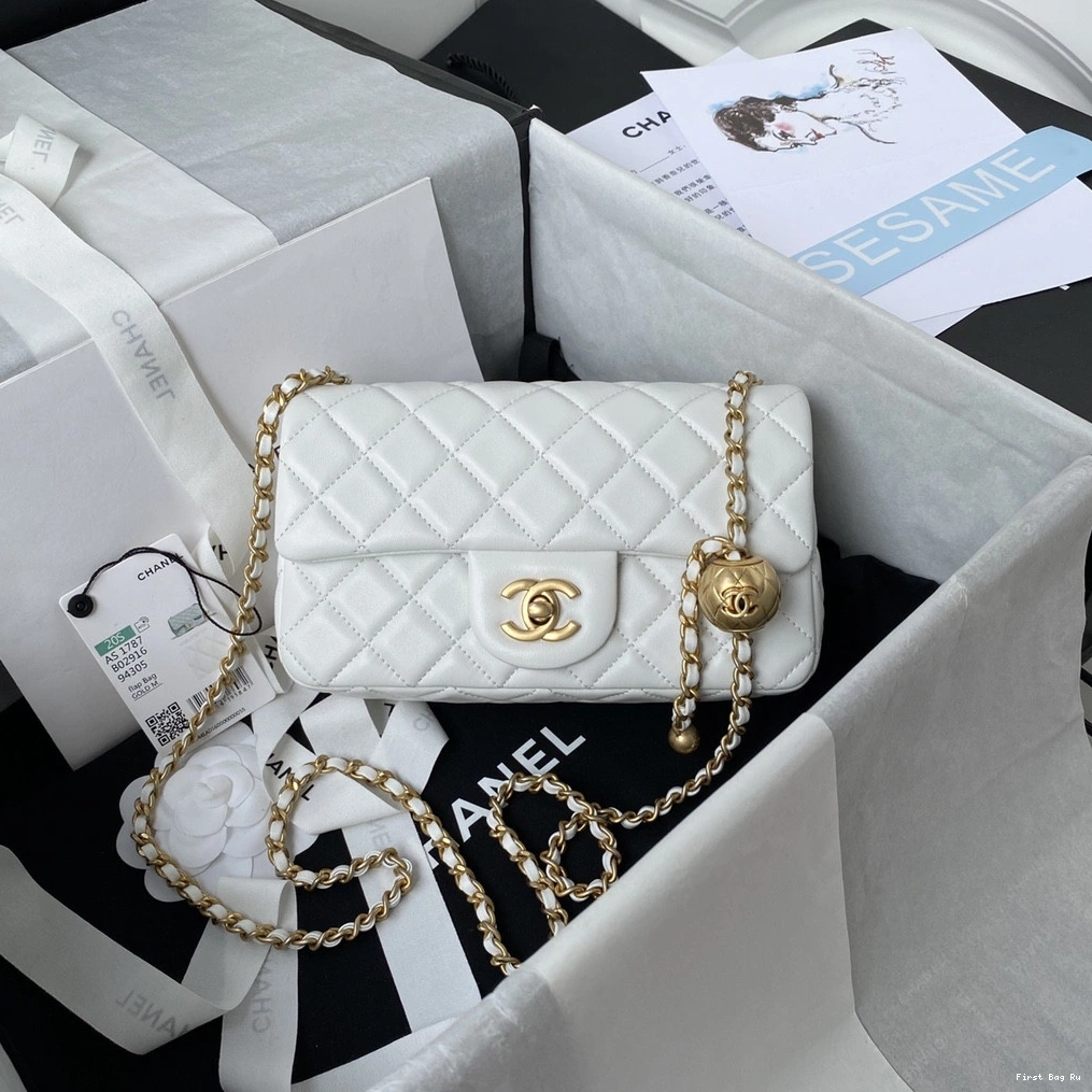 First Bag Ru BAG CHANEL FLAP 20CM 0806